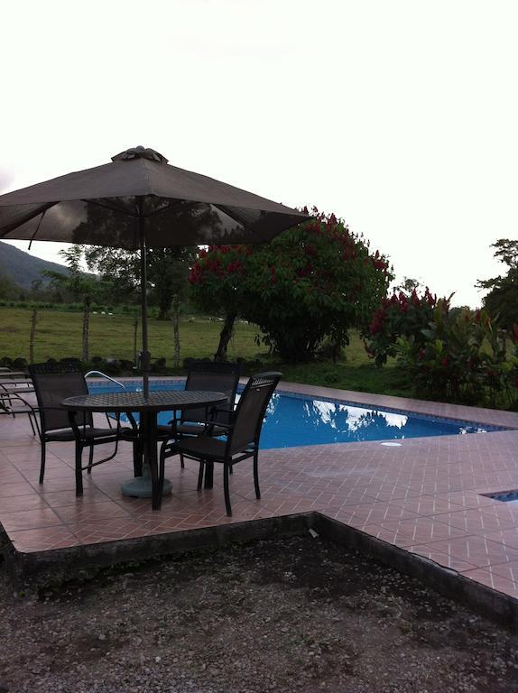 Hotel Villas Vista Arenal La Fortuna Buitenkant foto