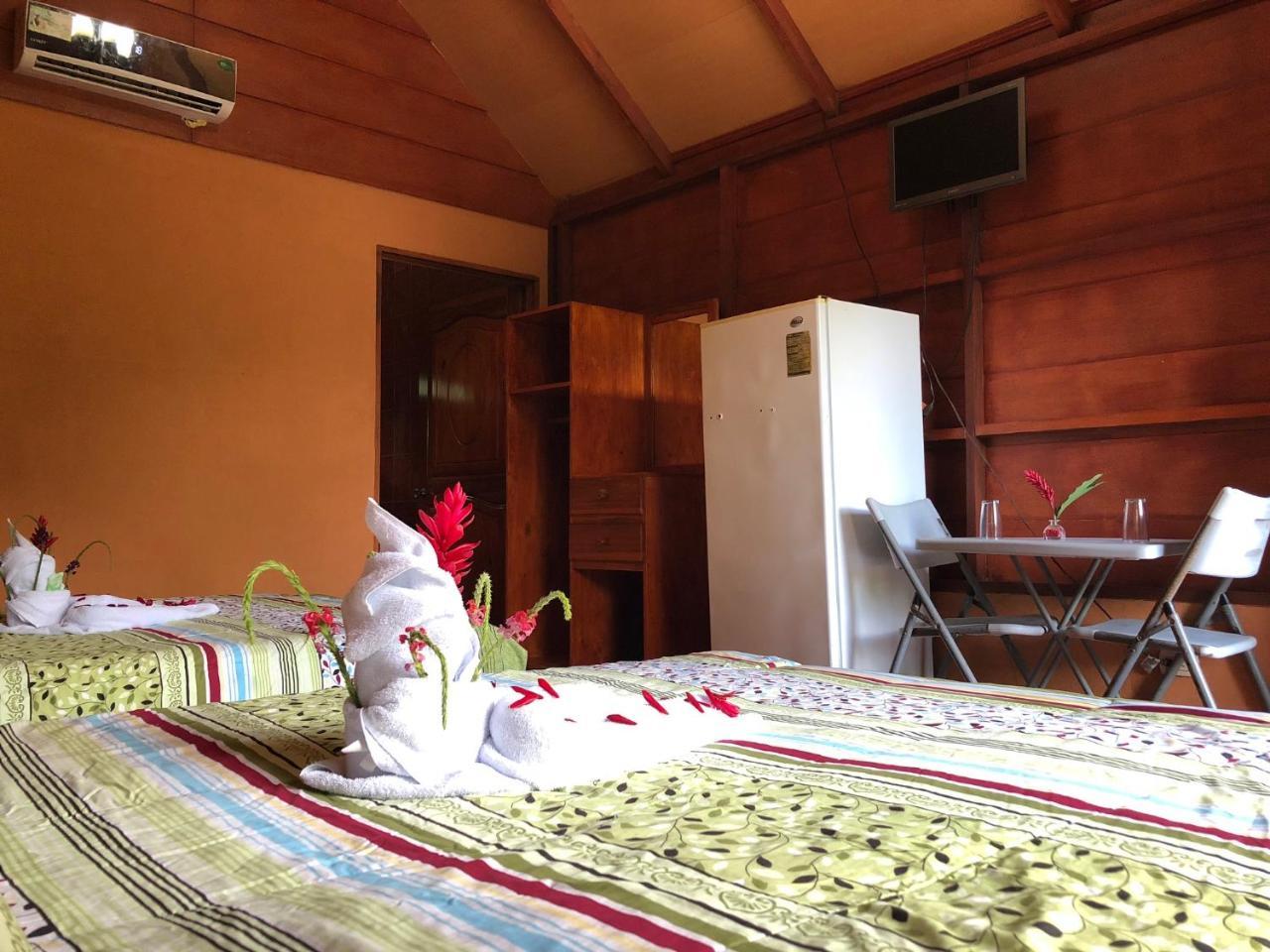 Hotel Villas Vista Arenal La Fortuna Buitenkant foto